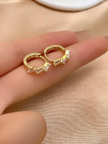 1 par de pendientes de aro chapados en oro blanco con incrustaciones de cobre y circonita chapados en oro blanco de estilo sencillo informal