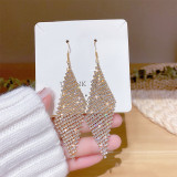 Pendientes de diamantes de imitación con incrustaciones de cobre y nudo de mariposa con borlas a la moda, 1 par