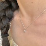 Collar con colgante de circonita con incrustaciones de cobre cuadrado para mujer