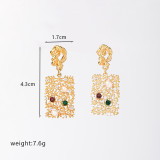 1 par de aretes colgantes chapados en oro de 18 quilates con incrustaciones huecas y perlas de cristal artificial de cobre con forma de corazón y estrella de lujo informal