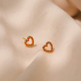 1 par de pendientes elegantes chapados en forma de corazón con incrustaciones de cobre y circonita chapados en oro de 18 quilates