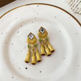 1 par de pendientes de diamantes de imitación artificiales con incrustaciones de cobre y flores de estilo Vintage