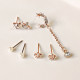 Pendientes de cobre con flores de estilo simple