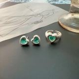 Pendientes de anillos de mujer de circón con incrustaciones de cobre en forma de corazón de estilo simple