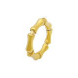 Anillos chapados en oro de bambú del estilo simple del revestimiento de acero inoxidable del color sólido