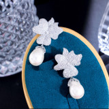1 par elegante dulce color sólido chapado incrustaciones de cobre perlas artificiales diamante artificial chapado en rodio pendientes de gota chapados en plata