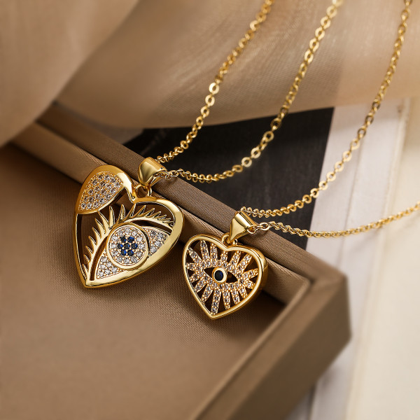 Estilo moderno Estilo coreano Geométrico Ojo del diablo Forma de corazón Chapado en cobre Hueco Incrustación Circón Collar con colgante chapado en oro de 18 quilates