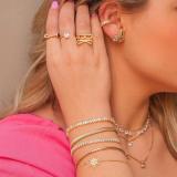Anillos chapados en oro con revestimiento de cobre y letras de estilo simple