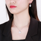 Conjunto de collar de cadena de acero de titanio con colgante de Tai Chi hueco de acero inoxidable Yin y Yang