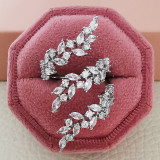 Anillo abierto de circón con incrustaciones de cobre y mariposa de moda de 1 pieza