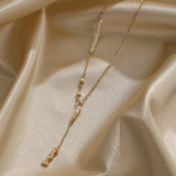 Collar con colgante chapado en oro de 18 quilates con revestimiento de perlas de cobre caramelo estilo IG