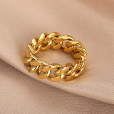 Anillos chapados en oro de 18 quilates con revestimiento de acero inoxidable de color sólido de estilo vintage