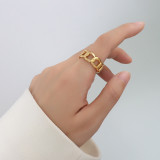 Venta al por mayor de joyería de anillo de apertura hueca de oro de 18k chapada en acero de titanio Simple