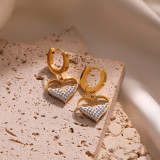 1 par de pendientes de gota chapados en oro de 18K con incrustaciones de acero de titanio y circonita redonda de estilo sencillo e informal con forma de corazón