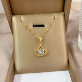 Collar con colgante de diamantes de imitación con incrustaciones de cobre y acero titanio con forma de corazón de oso de estilo simple