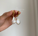 Pendientes de acero de titanio irregulares de moda Pendientes de acero inoxidable con perlas artificiales chapadas en oro
