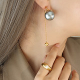 Venta al por mayor, 1 par, pendientes colgantes de perlas artificiales chapados en oro de 18K de acero titanio con borla redonda elegante