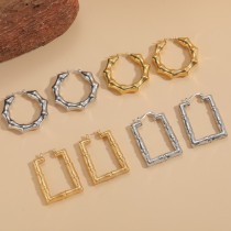 1 par de pendientes chapados en oro de 18 quilates de acero de titanio ahuecados con revestimiento cuadrado redondo de estilo Simple estilo IG