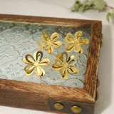 1 par de pendientes chapados en oro de 18 quilates de acero inoxidable con revestimiento de pétalos de flores de estilo francés para vacaciones IG