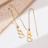 1 par de elegantes líneas de oreja chapadas en oro de 14 quilates de acero inoxidable huecas chapadas en forma de corazón