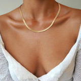 Collar chapado en oro de 18 quilates con revestimiento de acero inoxidable de color sólido estilo simple retro estilo INS
