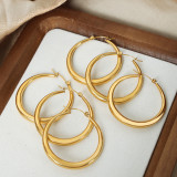 1 par de aretes chapados en oro de 18 quilates de acero titanio con revestimiento de Color sólido de estilo Simple para mujer