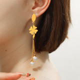 1 par de pendientes colgantes chapados en oro con incrustaciones de borlas de perlas de imitación de acero inoxidable con forma de trébol de cuatro hojas y estilo informal y sencillo