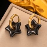 1 par de pendientes colgantes de acero de titanio con revestimiento de estrellas de estilo moderno
