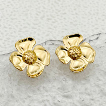 1 par de pendientes chapados en oro de acero inoxidable con revestimiento de flores de estilo sencillo