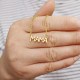 Venta al por mayor MAMA Collar de acero de titanio de acero inoxidable con letras de estilo simple
