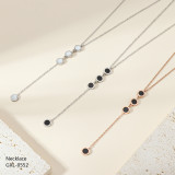 Estilo clásico retro Trébol de cuatro hojas Forma de corazón Número romano Chapado en acero inoxidable Incrustaciones de diamantes de imitación Chapado en oro rosa Chapado en oro Collar chapado en plata