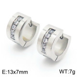 1 par de lujosos pendientes chapados en oro de 18 quilates con incrustaciones de acero inoxidable y circonitas