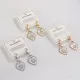 1 par Estilo vintage Estilo clásico Chapado en flor de sol Incrustaciones de acero inoxidable Concha de diamantes de imitación Chapado en oro rosa Chapado en oro Pendientes colgantes chapados en plata