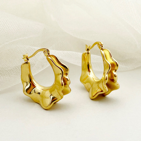 1 par de pendientes chapados en oro de acero inoxidable con revestimiento irregular estilo romano informal