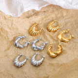 Pendientes chapados en oro de 18 quilates de acero de titanio con revestimiento torcido de color sólido de estilo simple