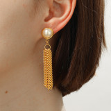 1 par de pendientes colgantes chapados en oro con incrustaciones de perlas de acero inoxidable con borlas de estilo simple