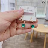 1 par de pendientes colgantes chapados en plata y oro con incrustaciones de bloqueo de estilo clásico de estilo Vintage de acero inoxidable