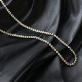 Taladro en fila con diamantes de imitación blancos, taladro de cuatro garras, ajuste de cuentas de silicona, cadena de clavícula de acero de titanio
