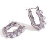 1 par de pendientes elegantes chapados en forma de U con incrustaciones de perlas de acero inoxidable chapados en oro de 18 quilates
