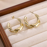 1 par de aretes de estilo moderno artístico The Answer Twist Plating de acero inoxidable chapado en oro de 18 quilates