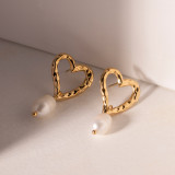1 par de pendientes colgantes chapados en oro de 18 quilates de acero inoxidable con forma de corazón de estilo simple
