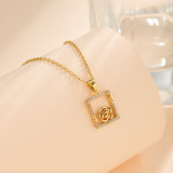 1 pieza de collar con colgante de circón con incrustaciones de acero inoxidable y flor cuadrada cruzada de estilo coreano