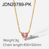 Nuevo collar con colgante de circón en forma de corazón de acero inoxidable chapado en oro de 18 quilates