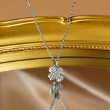 Collar colgante de Zircon chapado en oro de acero titanio con forma de corazón de estilo simple a granel