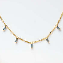 Venta al por mayor Collar de circón chapado en oro de acero inoxidable rectangular de estilo simple de 18 quilates