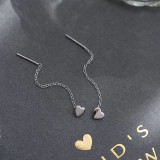 1 par de pendientes de línea de oreja de acero titanio con forma de corazón de estilo Simple