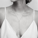Collar femenino largo geométrico en forma de Y Collar de acero inoxidable Cadena de clavícula