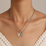 El collar simple del acero inoxidable de la mariposa de la forma del corazón del estilo ahueca hacia fuera los collares del acero inoxidable
