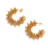 1 par de aretes chapados en oro de 18 quilates de acero titanio con revestimiento geométrico elegante para mujer