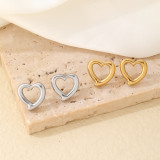 1 par de pendientes chapados en oro blanco de acero inoxidable pulido con forma de corazón de estilo Simple y bonito